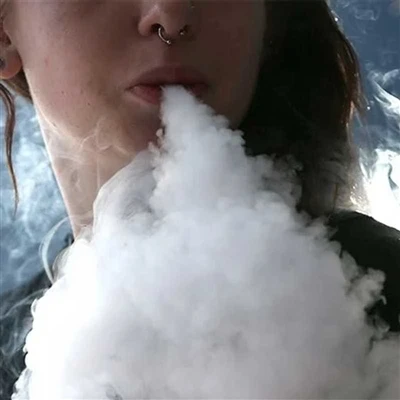 Kan jeg rense indersiden af ​​min e-cigaret?